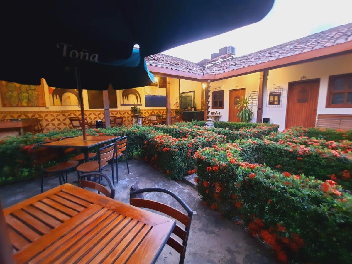Hotel La Posada Del Doctor เลออน ภายนอก รูปภาพ