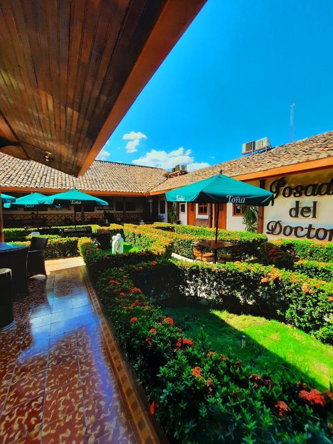 Hotel La Posada Del Doctor เลออน ภายนอก รูปภาพ