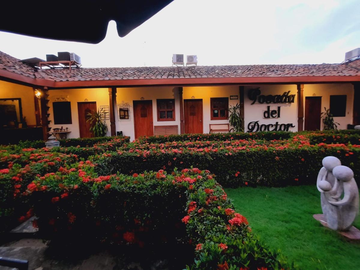Hotel La Posada Del Doctor เลออน ภายนอก รูปภาพ