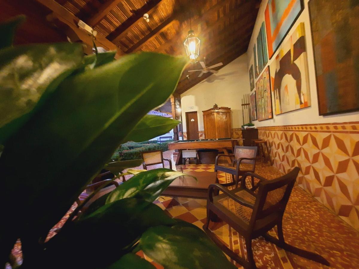 Hotel La Posada Del Doctor เลออน ภายนอก รูปภาพ