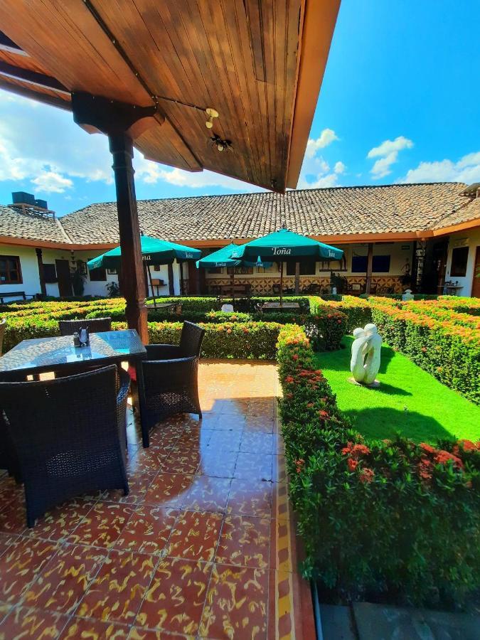 Hotel La Posada Del Doctor เลออน ภายนอก รูปภาพ