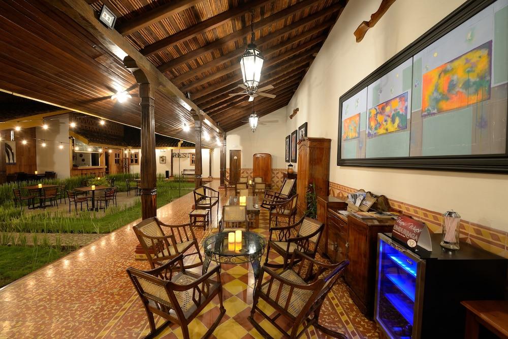Hotel La Posada Del Doctor เลออน ภายนอก รูปภาพ